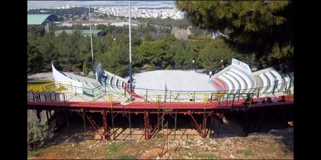 Η Νεολαία ΣΥΡΙΖΑ κατά του δήμου Γαλατσίου λόγω Survivor