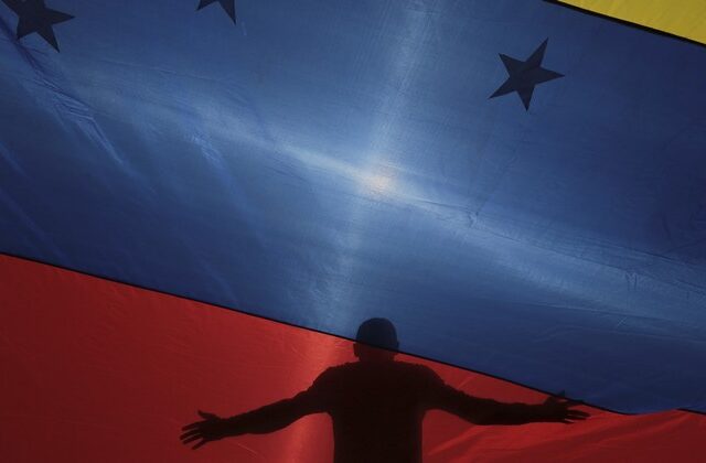 Βενεζουέλα: Ο Μαδούρο αψηφά τον Τραμπ και επιμένει για Συντακτική Συνέλευση