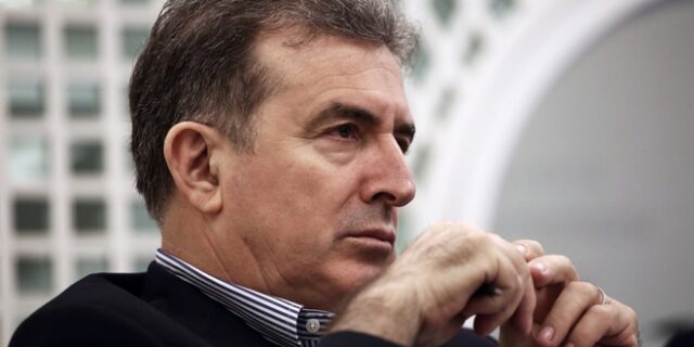 Μ. Χρυσοχοΐδης: ‘Υπάρχει αποπροσανατολισμός. Δουλεύει το σκουλήκι του μίσους’