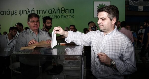 Υποψήφιος  και ο Οδυσσέας Κωνσταντινόπουλος