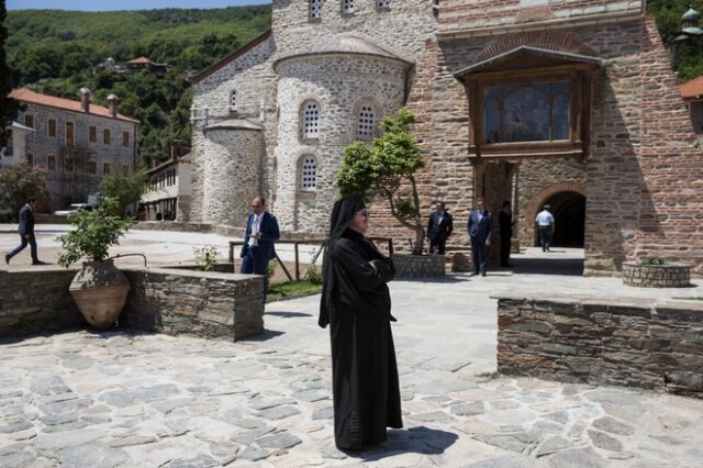Δεκτή η τροπολογία για φορολογικές απαλλαγές στο Άγιο Όρος