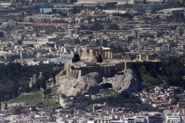 Ανακάμπτει τουριστικά η Αθήνα