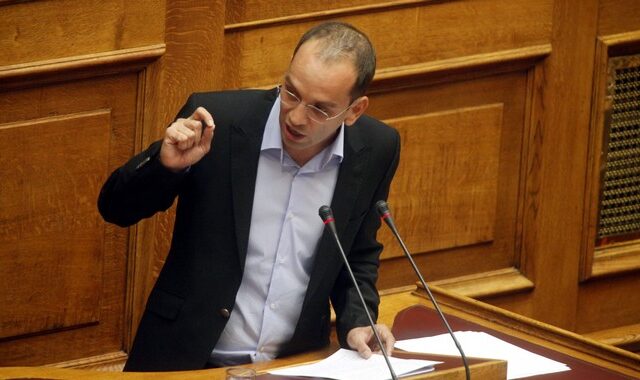 Κ.Μπάρκας: Η ΝΔ δεν σέβεται και κιτρινίζει
