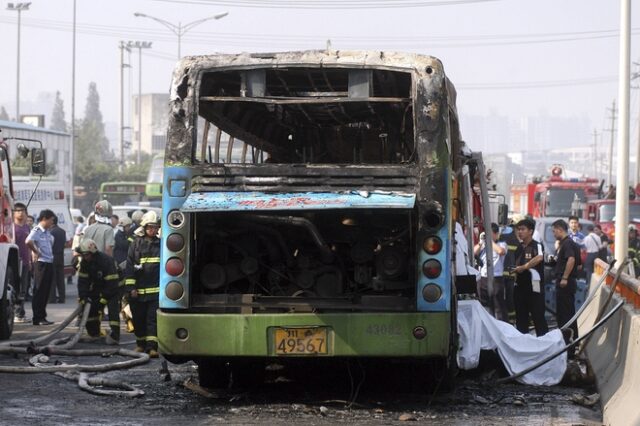 Κίνα: Τουλάχιστον 36 νεκροί σε δυστύχημα με λεωφορείο