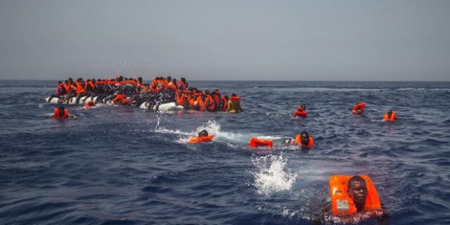 Επάγγελμα διακινητής: Η ‘χρυσή’ βιομηχανία με τραπεζικούς λογαριασμούς δισ. ευρώ