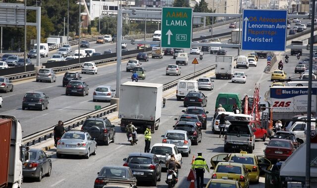 Επί ποδός η τροχαία για την έξοδο του Δεκαπενταύγουστου