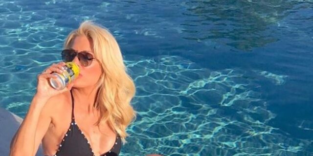 Η βουτιά της Μενεγάκη με τις κόρες της που ‘ταρακούνησε’ το instagram