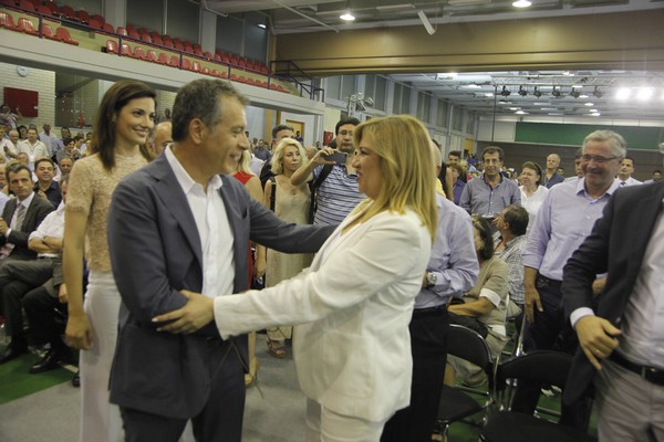 Κεντροαριστερά: Από το ναυάγιο στην υποψηφιότητα Θεοδωράκη