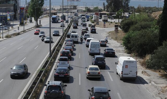 Ομαλά διεξάγεται η έξοδος των εκδρομέων του Δεκαπενταύγουστου