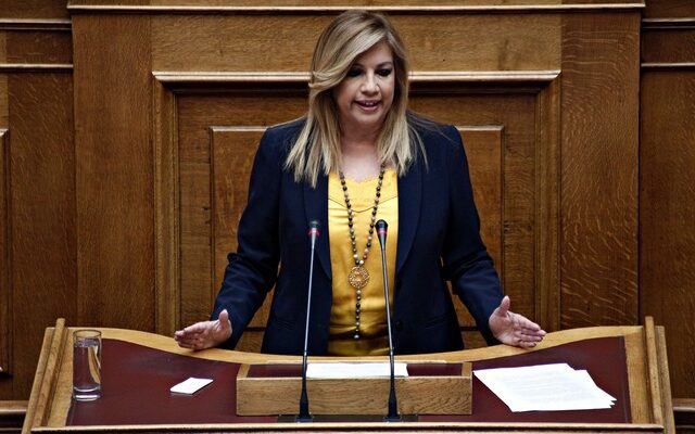 Γεννηματά: ‘Άδειο πουκάμισο’ το νομοσχέδιο για την υγεία
