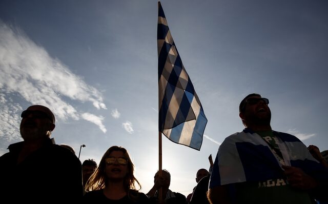 Handelsblatt: Ισχυρή ανάκαμψη της ελληνικής οικονομίας και του χρηματιστηρίου