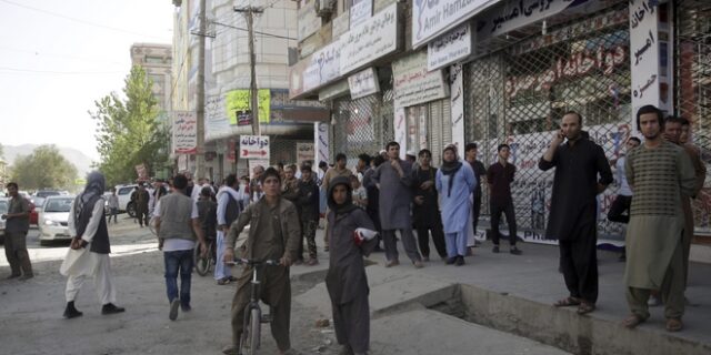 Καμπούλ: 20 νεκροί από την επίθεση σε τέμενος. Την ευθύνη ανέλαβε το ISIS