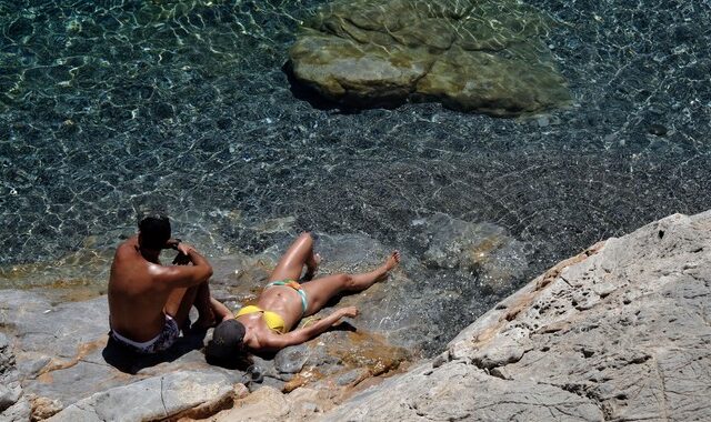 Ψήνεται όλη η χώρα. Σε ποιες περιοχές θα χτυπήσει 40άρια