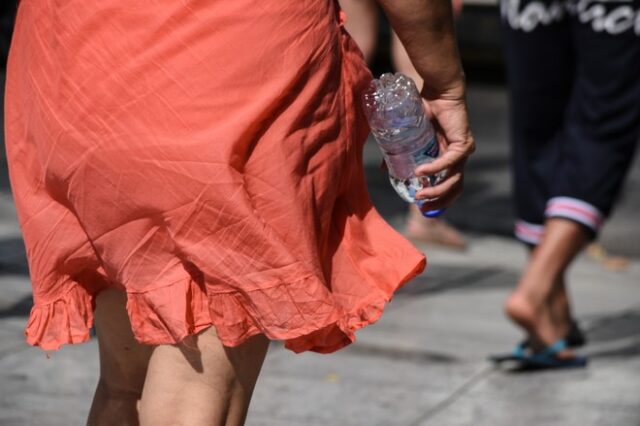 Ηλιόλουστη Κυριακή σε όλη τη χώρα