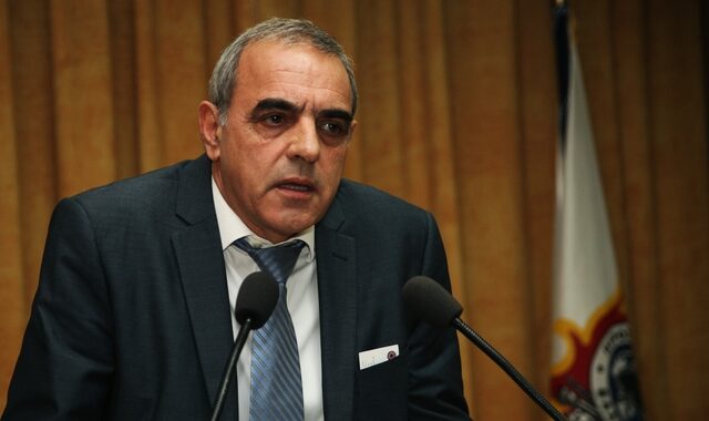Γ. Καπάκης: ‘Πρωτόγνωρο. Στη Ζάκυνθο ξέσπασαν 66 πυρκαγιές’