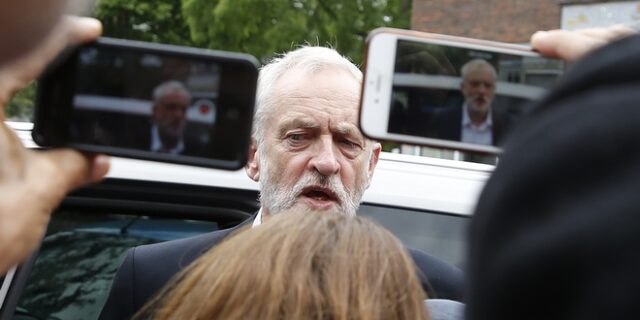 Βρετανία: Οι Εργατικοί προτείνουν ένα εναλλακτικό, ήπιο Brexit