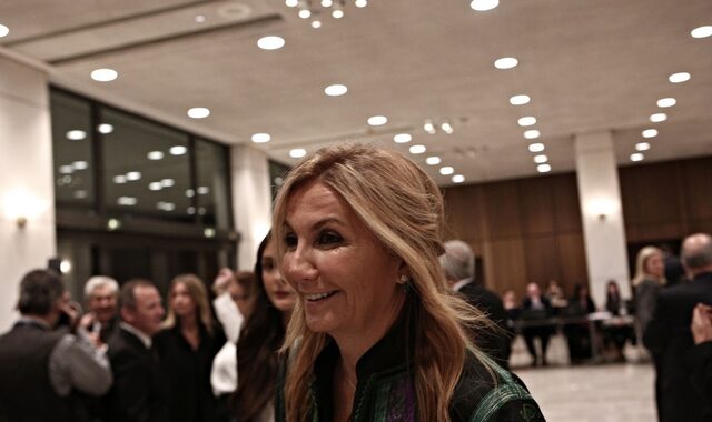 Μαρέβα Μητσοτάκη: Βγαίνουμε από την κρίση, αλλά όχι εξαιτίας του Τσίπρα
