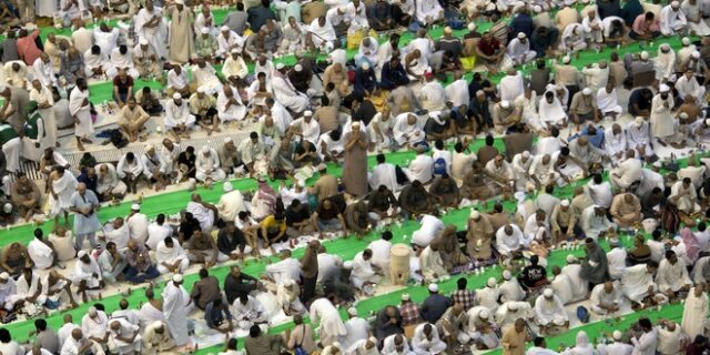 Η Σ. Αραβία θα επιτρέψει την είσοδο των Καταριανών για το προσκύνημα στη Μέκκα