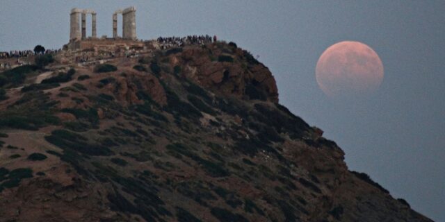Κοινή Γνώμη: Συμφωνείτε με την παραχώρηση μνημείων για μεγάλες παραγωγές;