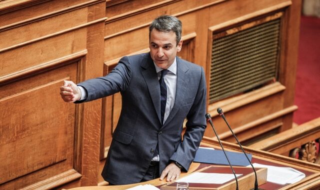 Μητσοτάκης: Ο Τσίπρας διχάζει την κοινωνία, δημόσιο και ιδιωτικό τομέα, και για την υγεία