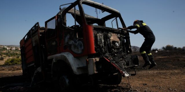Καλά στην υγεία τους οι 3 πυροσβέστες. Αισιόδοξη εικόνα από το μέτωπο της φωτιάς