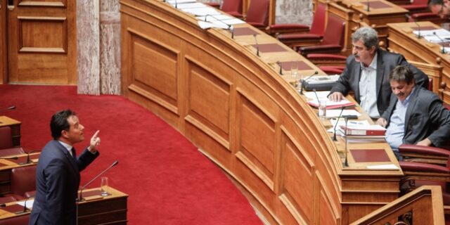 Τα μόρια του Πολάκη και η σύγκριση με τον Άδωνι