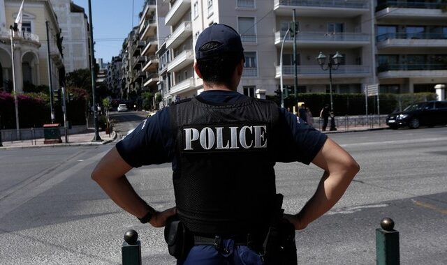 Μέχρι και ‘άκρες’ στο Μαξίμου και την Θάνου επικαλούνταν ο ‘μαϊμού’ Αρεοπαγίτης