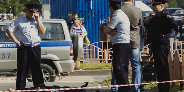 Επίθεση στη Ρωσία: Τρομοκρατική ενέργεια ή ‘απόπειρα ανθρωποκτονίας’;