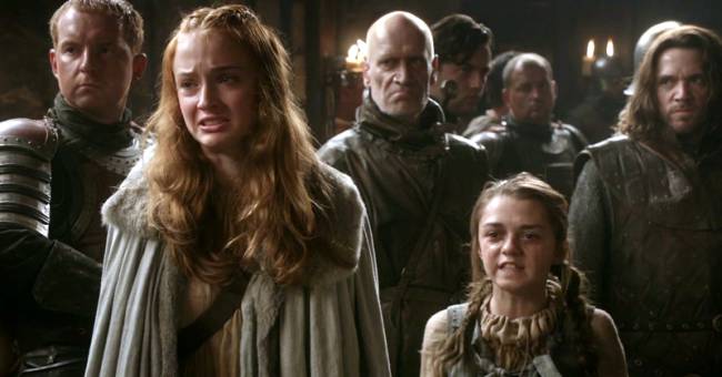 Game Of Thrones: Οι αδερφές Stark τραγουδούν όπως αρμόζει σε γαλαζοαίματες