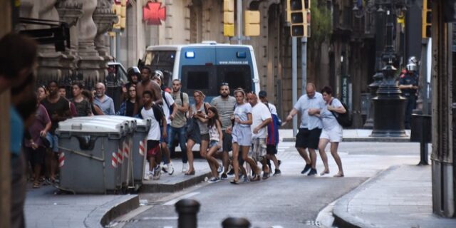 Τρόμος από τη διπλή επίθεση στην Ισπανία. Στους 14 οι νεκροί πολίτες