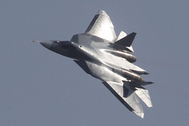Su-57: Το υπερηχητικό ‘φάντασμα’ του Πούτιν είναι εδώ και αλλάζει τις ισορροπίες