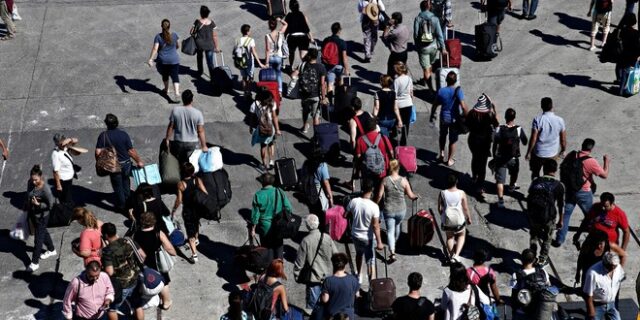 Πώς τα ξενοδοχεία αύξησαν την περιουσία της χώρας στη κρίση