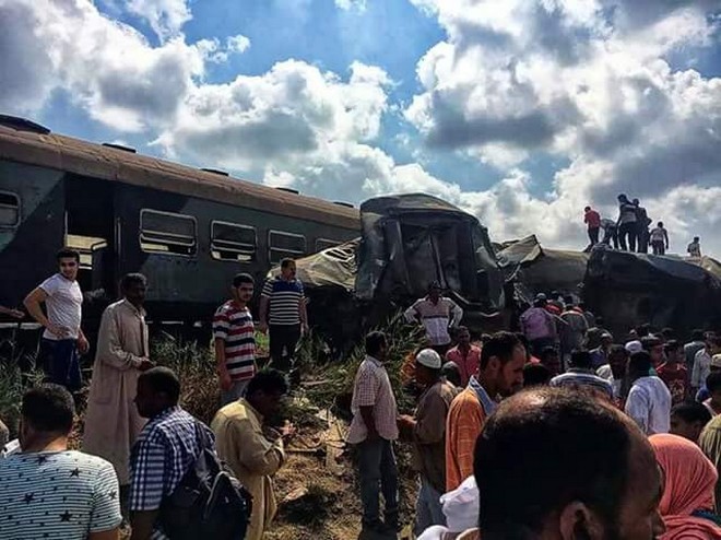 Αίγυπτος: Τουλάχιστον 55 τραυματίες από εκτροχιασμό τρένου