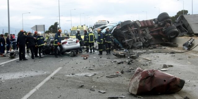 Μέσα σε 30 μέρες και μόνο στην Αττική: 13 νεκροί και 597 τραυματίες από τροχαία