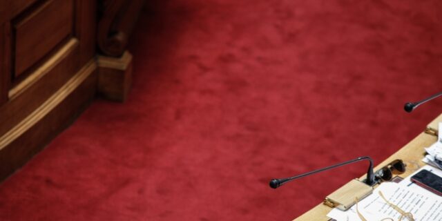 Iδεολογική σύγκρουση των πολιτικών αρχηγών και για την υγεία, μέσω του Ραδιοφώνου 24/7