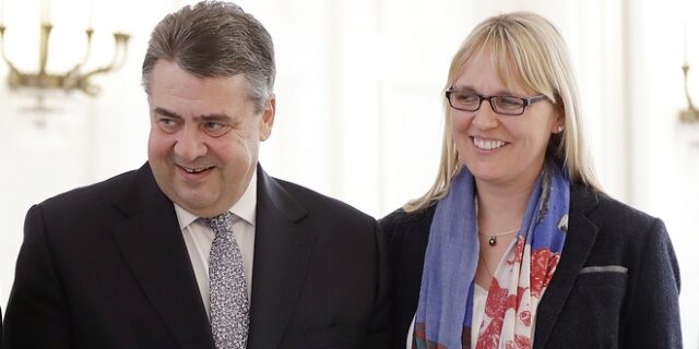 Υποστηρικτές του Ερντογάν απείλησαν τη σύζυγο του Γκάμπριελ