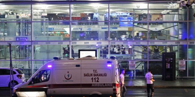Τουρκία: Συντριβή αεροσκάφος στο αεροδρόμιο Ατατούρκ
