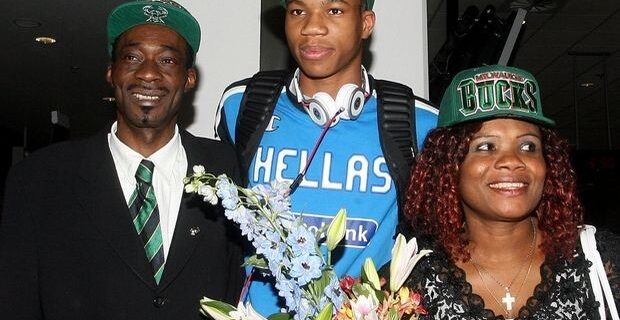 Πέθανε ο πατέρας των Αντετοκούνμπο