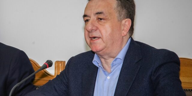 Αρναουτάκης: Yποχρεωμένοι να πετύχουμε και θα το καταφέρουμε για το καλό της Κρήτης