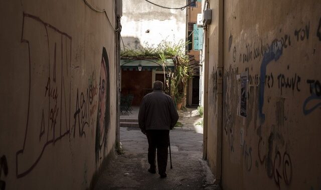 Ασφαλιστικό: Οι 10 βασικές αλλαγές του νέου νόμου