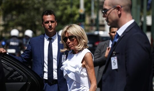 Στην Ακρόπολη οι ‘πρώτες κυρίες΄Ελλάδας και Γαλλίας