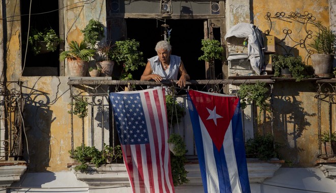 Οι ΗΠΑ απομακρύνουν το 60% του προσωπικού της πρεσβείας τους στην Κούβα