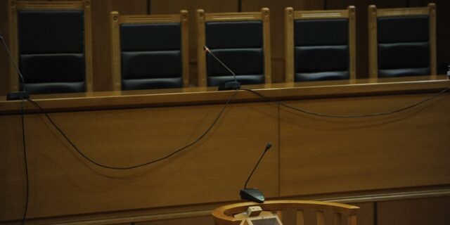 Ελεύθερα τα τραπεζικά στελέχη στην υπόθεση Μαυρίκου