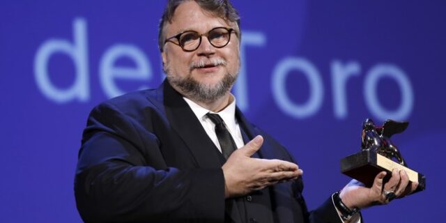 Φεστιβάλ Βενετίας: Στο ‘The Shape of Water’ του Γκιγιέρμο ντελ Τόρο ο Χρυσός Λέοντας