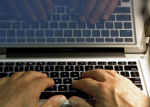 Ολλανδία: Επίθεση χάκερ ‘έριξε’ το site της εφορίας