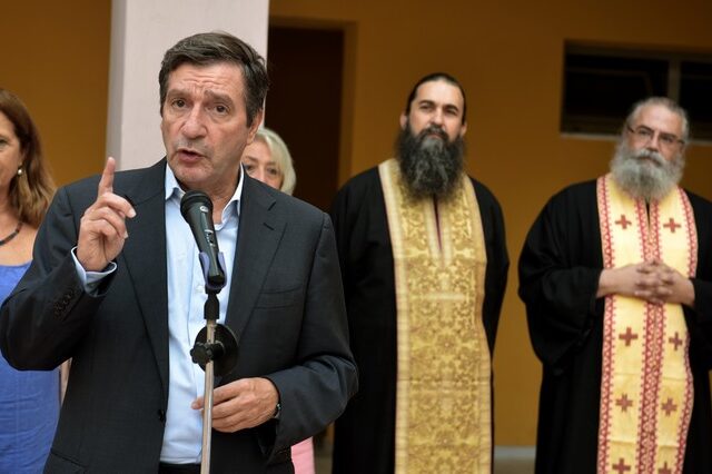 Καμίνης: Υποχρέωση της Πολιτείας να επενδύει στην Παιδεία