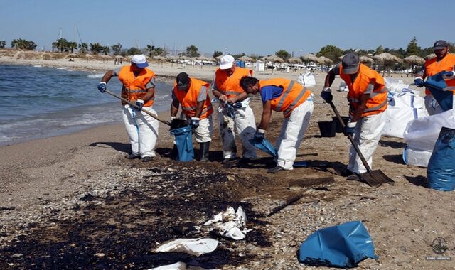Ρύπανση στον Σαρωνικό: Σε ένα χρόνο η πλήρης αποκατάσταση στην παραλιακή