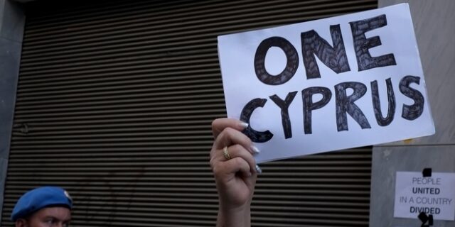 Έτοιμες οι ΗΠΑ να βοηθήσουν στην επανέναρξη των συνομιλιών για το Κυπριακό