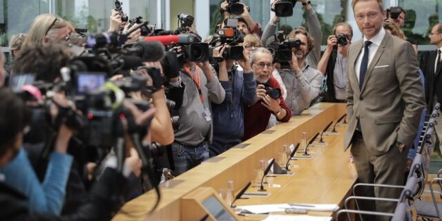 Σκληροί όροι από τους Φιλελεύθερους στη Μέρκελ