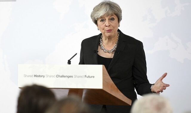 Τερέζα Μέι: Η Βρετανία θέλει να είναι ο στενότερος σύμμαχος της ΕΕ μετά το Brexit